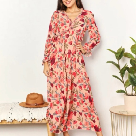 80. NWT Floral Maxi Dress in Pink and Red - Picture 2 of 5